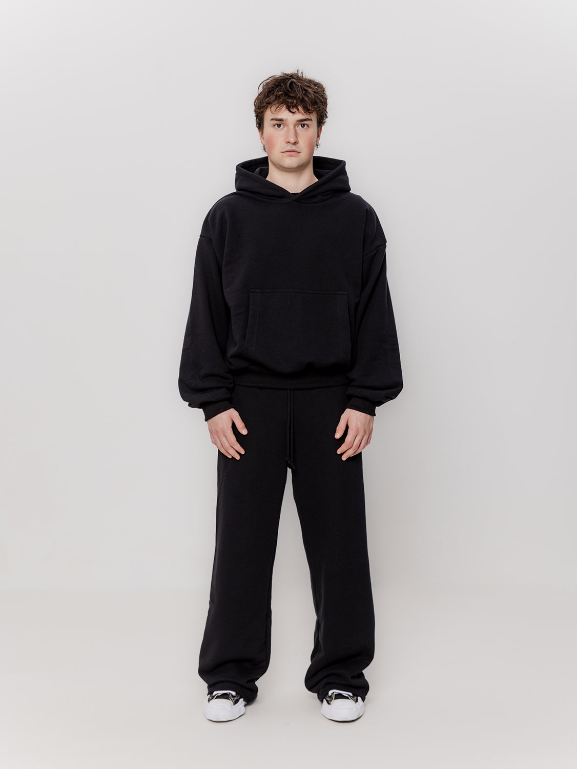 SWEATPANTS - BLACK