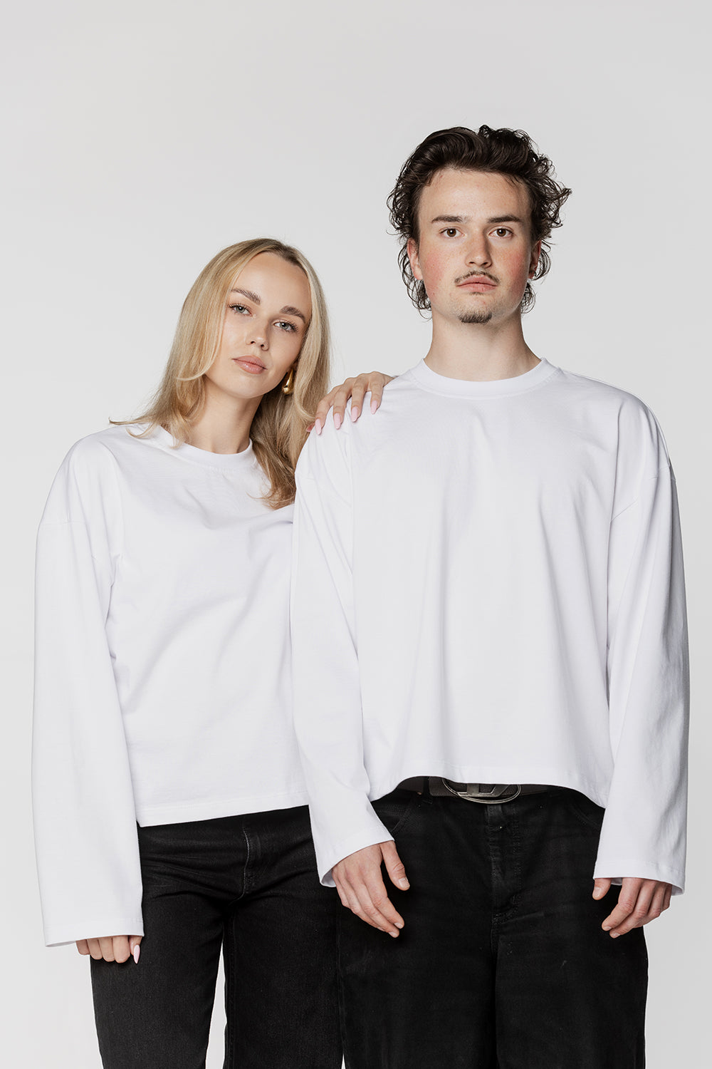 LONGSLEEVE - WHITE